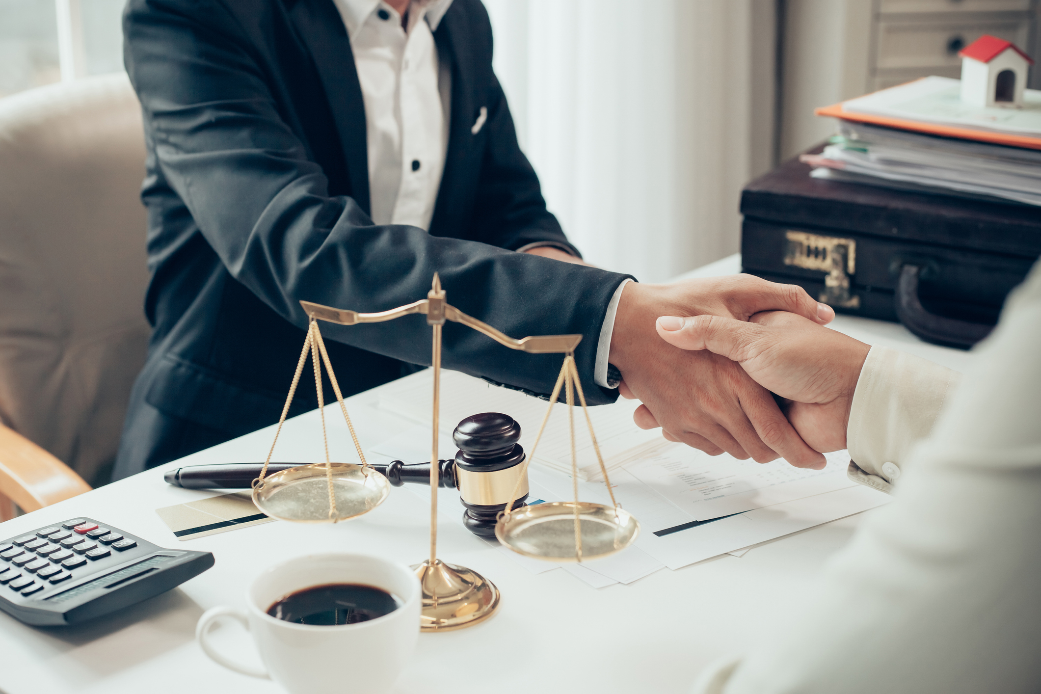 7 Ways for New Lawyers to Get First-Time Clients - MyCase